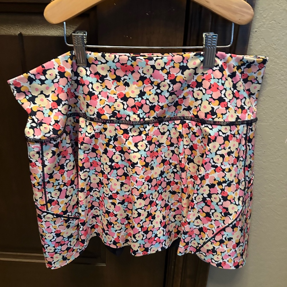Athleta skirt brand new size large